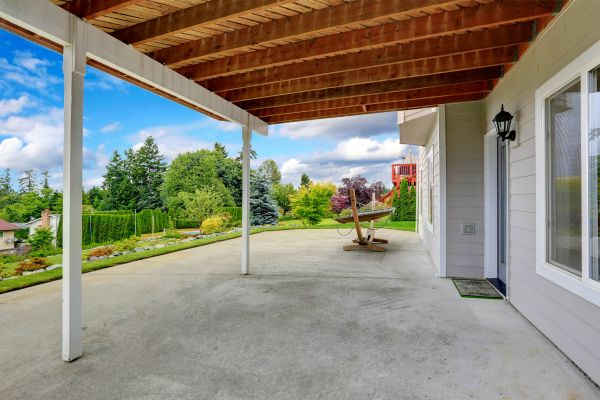 Cost of Patio Flooring Installation in Knoxville