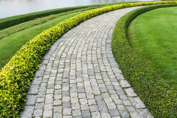 Cost of Sidewalk Pavers Installation in Knoxville
